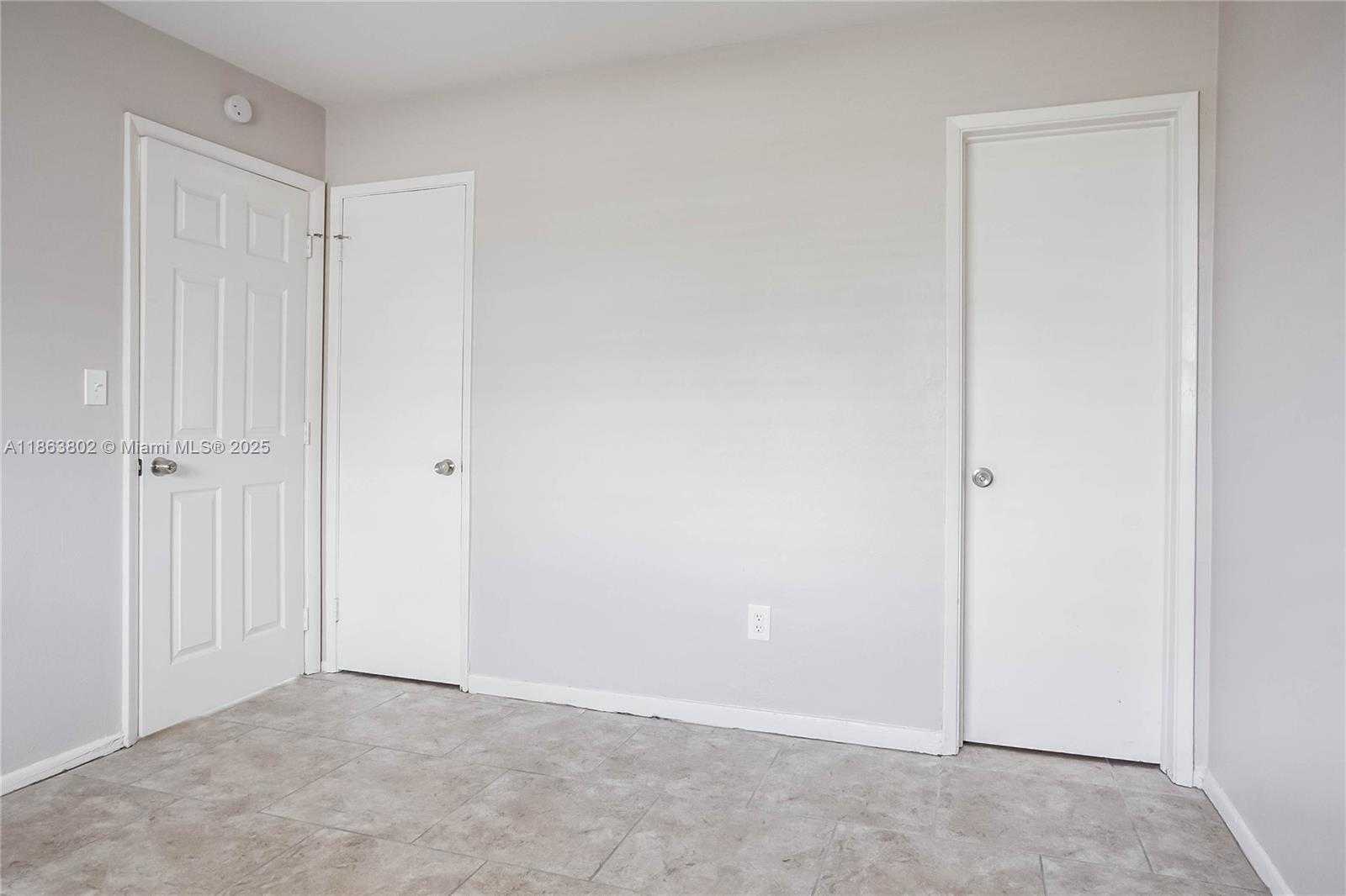 Small Image of 5171 SOUTH WEST 6TH ST, Margate Number 10