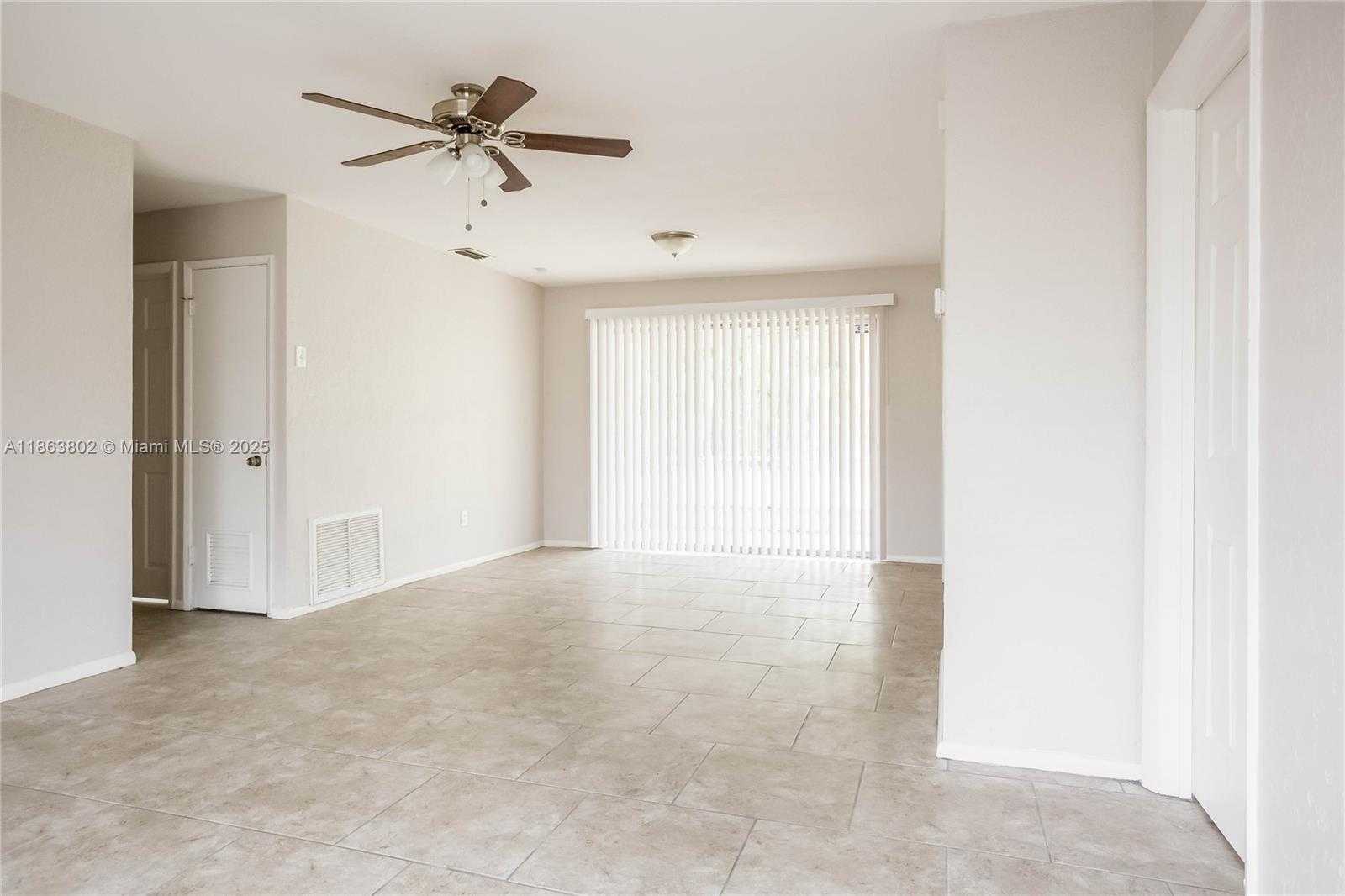Small Image of 5171 SOUTH WEST 6TH ST, Margate Number 5