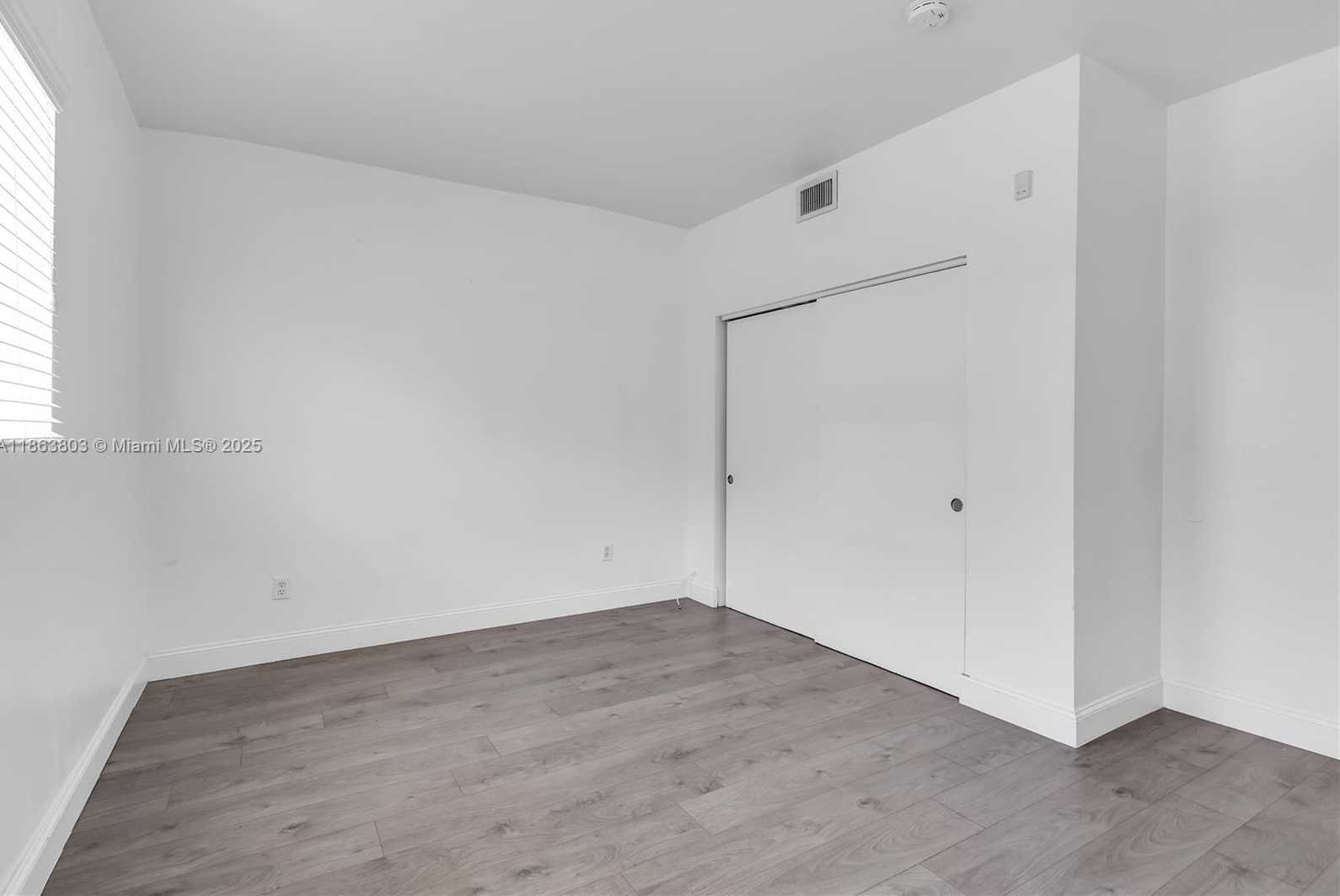 Small Image of 737 JEFFERSON AVE #102, Miami Beach Number 13