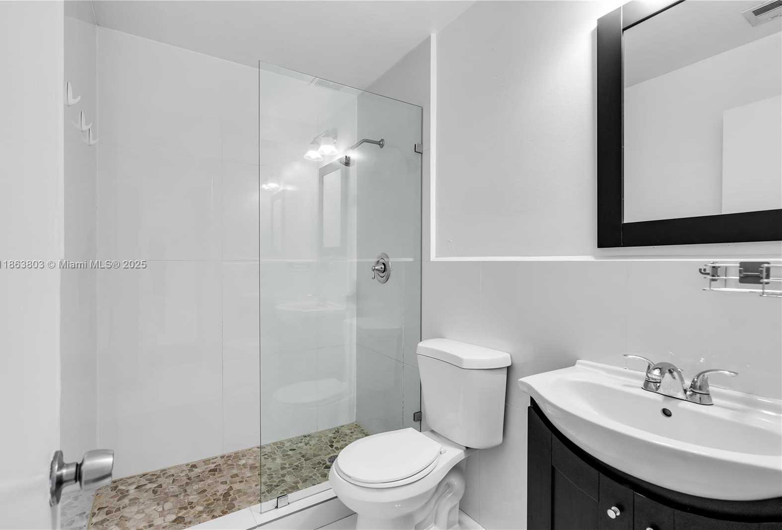 Small Image of 737 JEFFERSON AVE #102, Miami Beach Number 15
