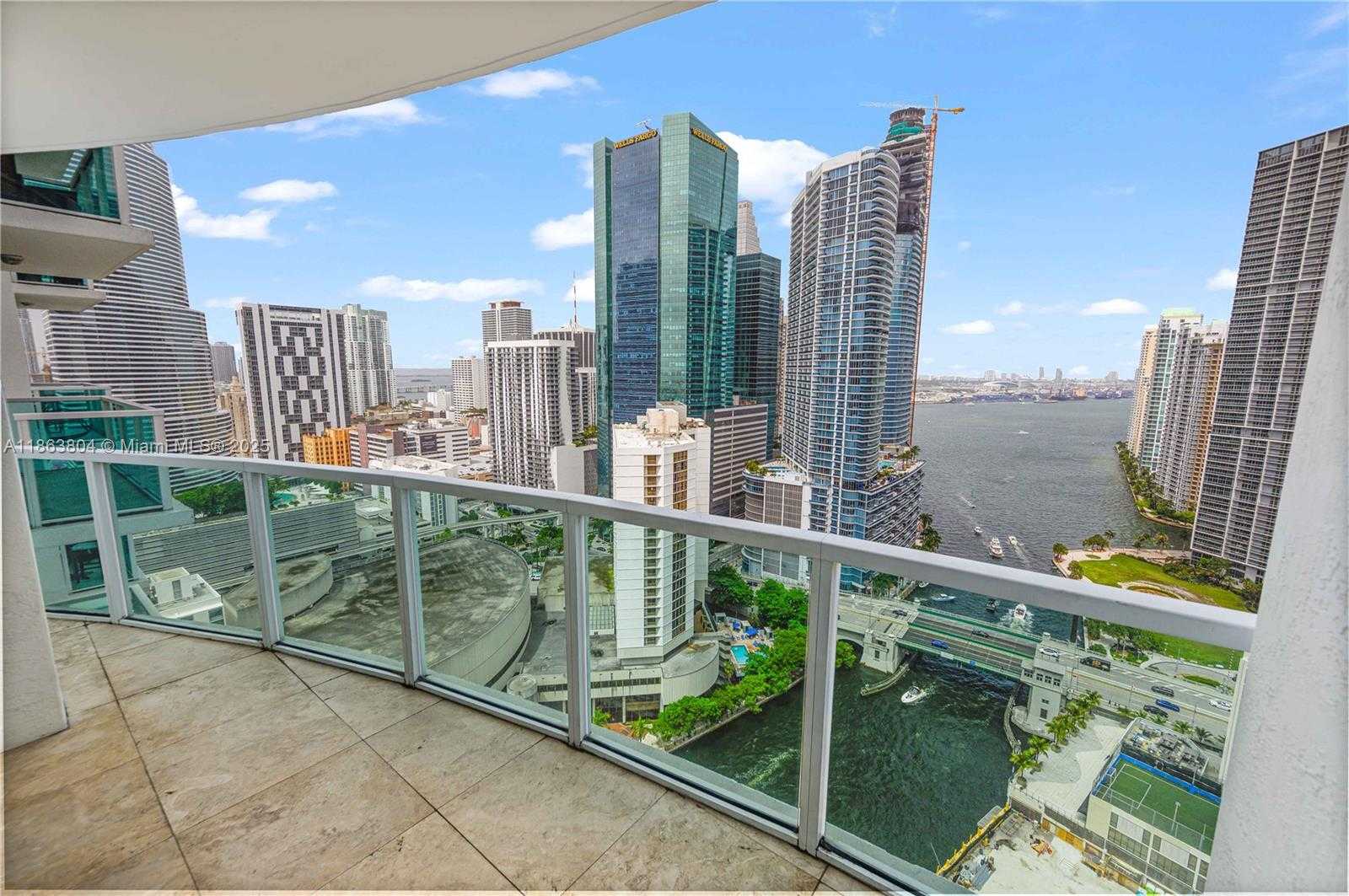 Small Image of 31 SOUTH EAST 5TH ST #3414, Miami Number 17