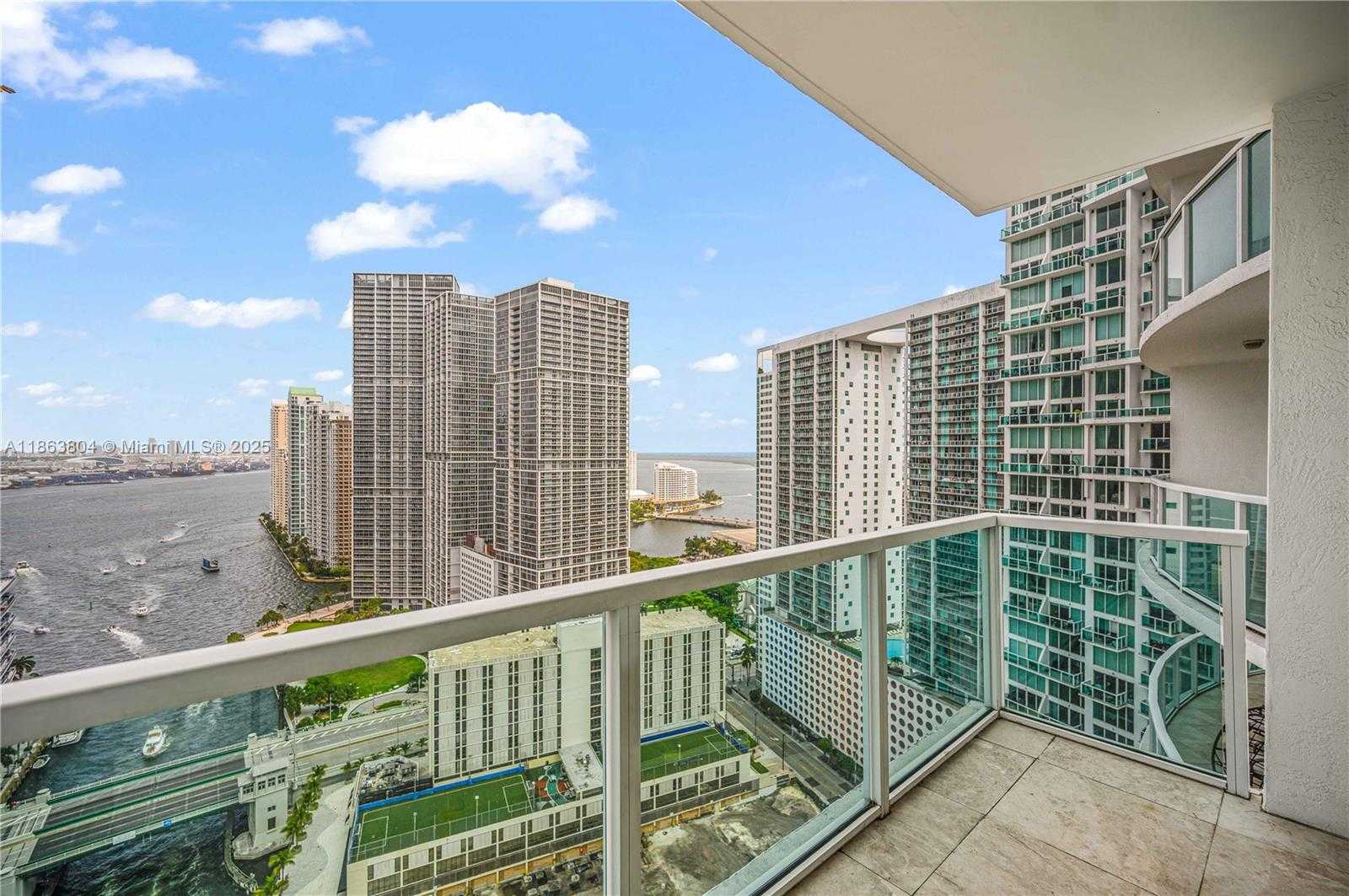 Small Image of 31 SOUTH EAST 5TH ST #3414, Miami Number 4