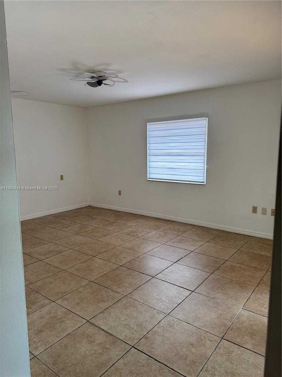 Small Image of 3010 SOUTH WEST 132ND AVE, Miami Number 20
