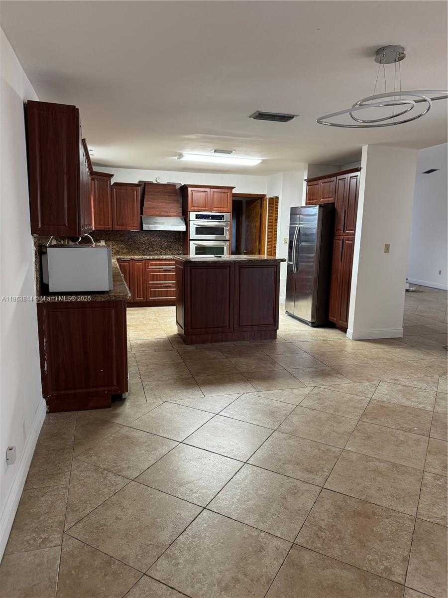 Small Image of 3010 SOUTH WEST 132ND AVE, Miami Number 8