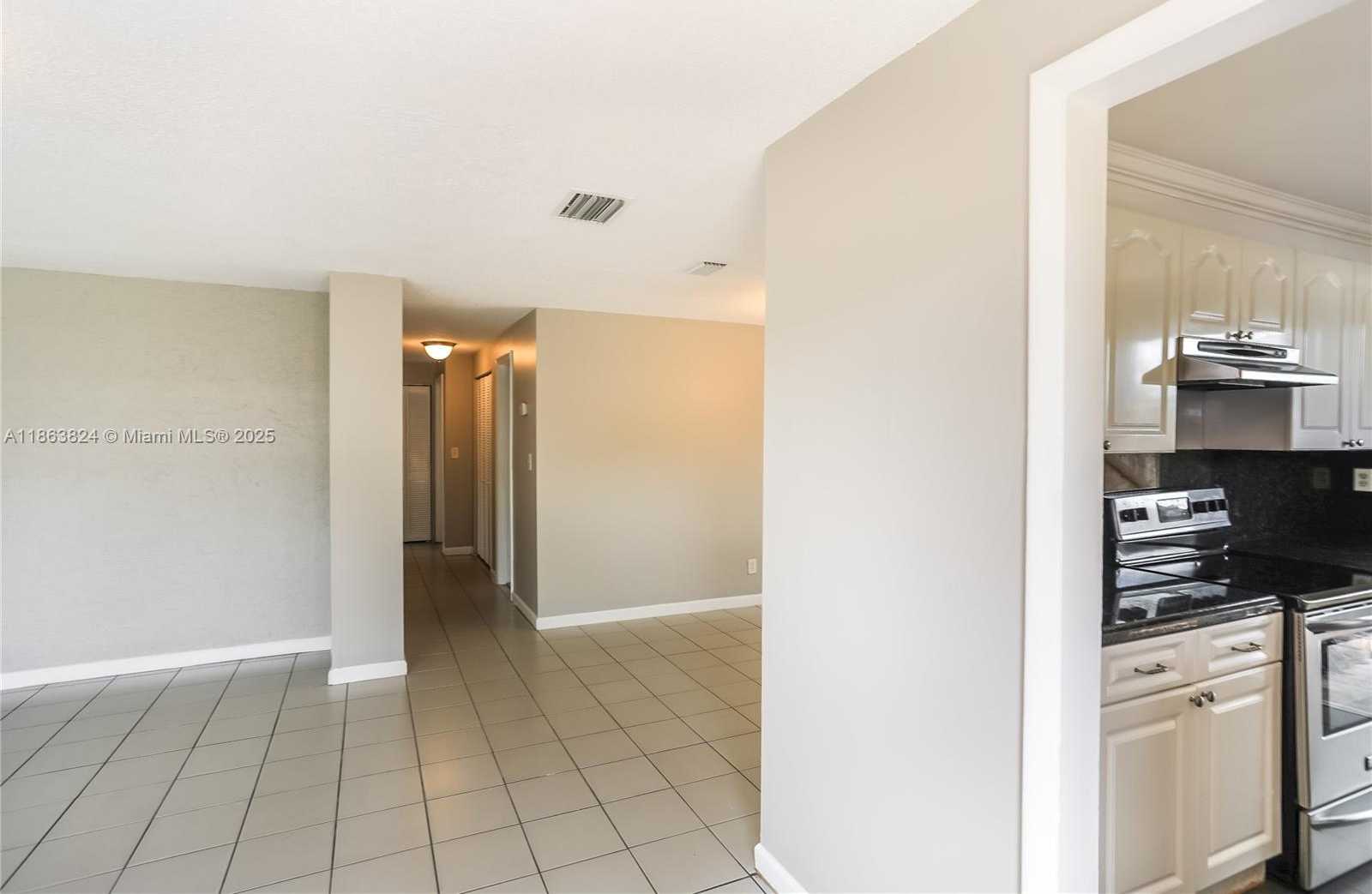 Small Image of 317 NORTH WEST 49TH ST, Oakland Park Number 3