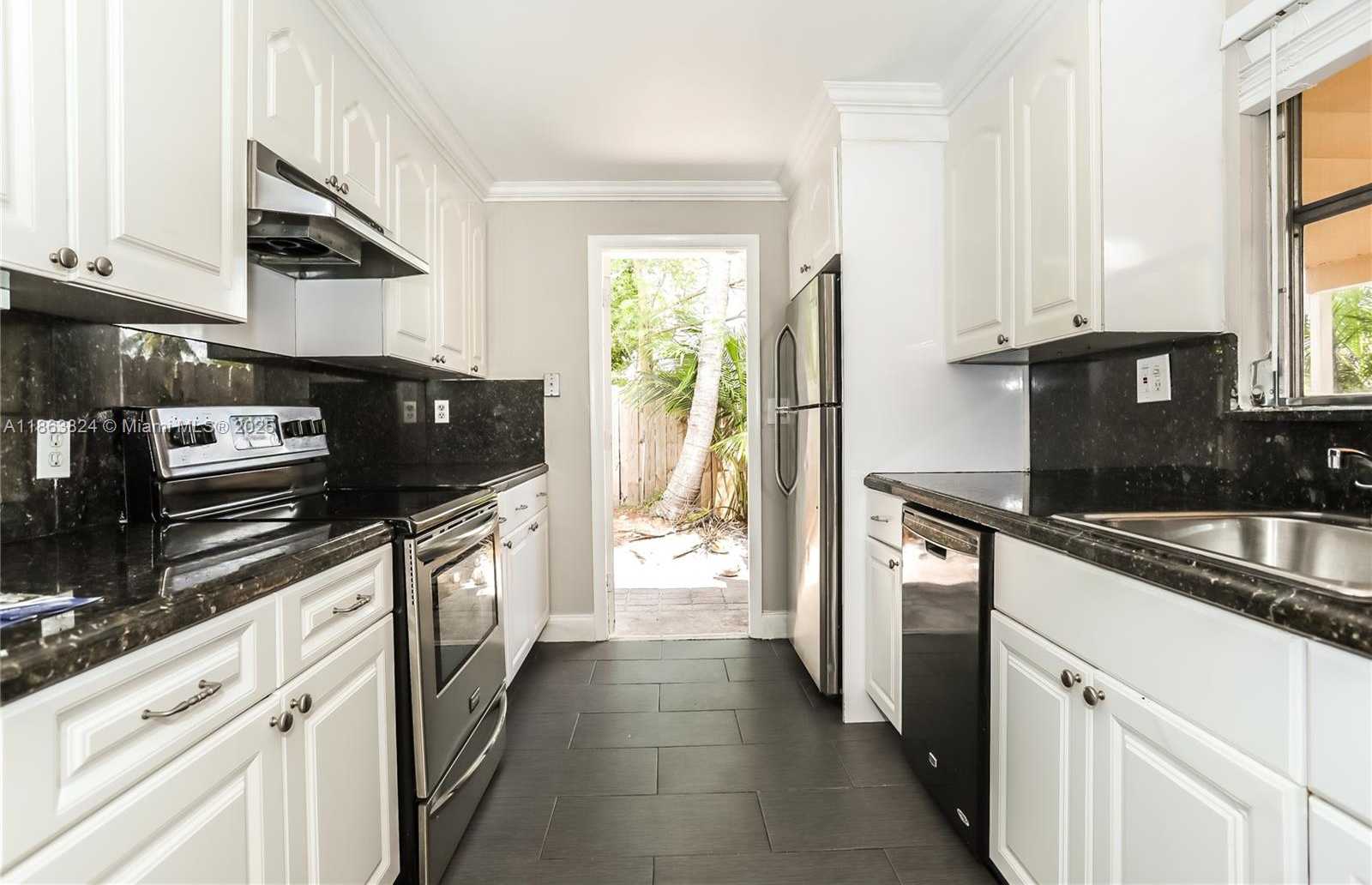 Small Image of 317 NORTH WEST 49TH ST, Oakland Park Number 8