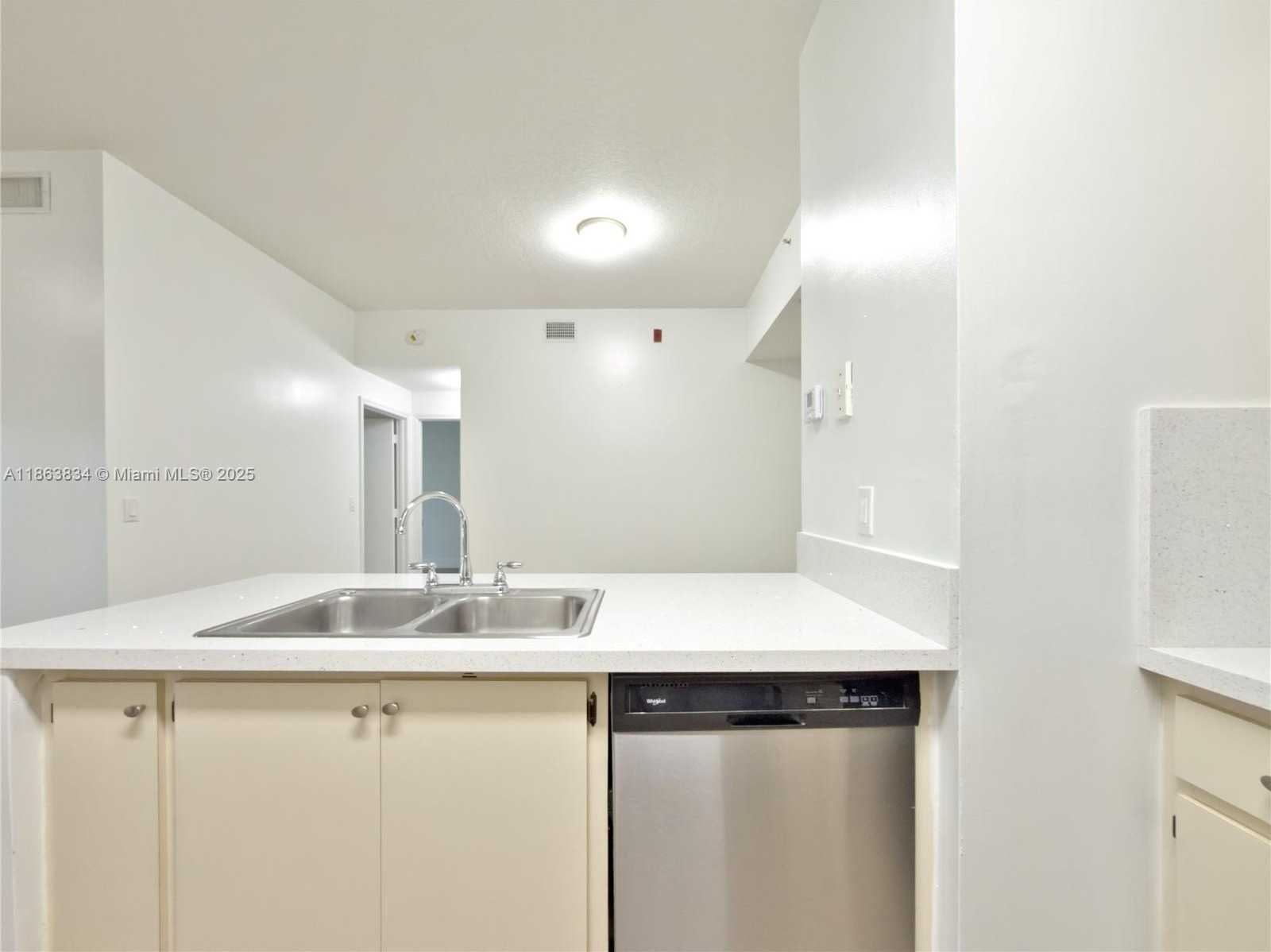 Small Image of 7200 NORTH WEST 114TH AVE #204, Doral Number 10