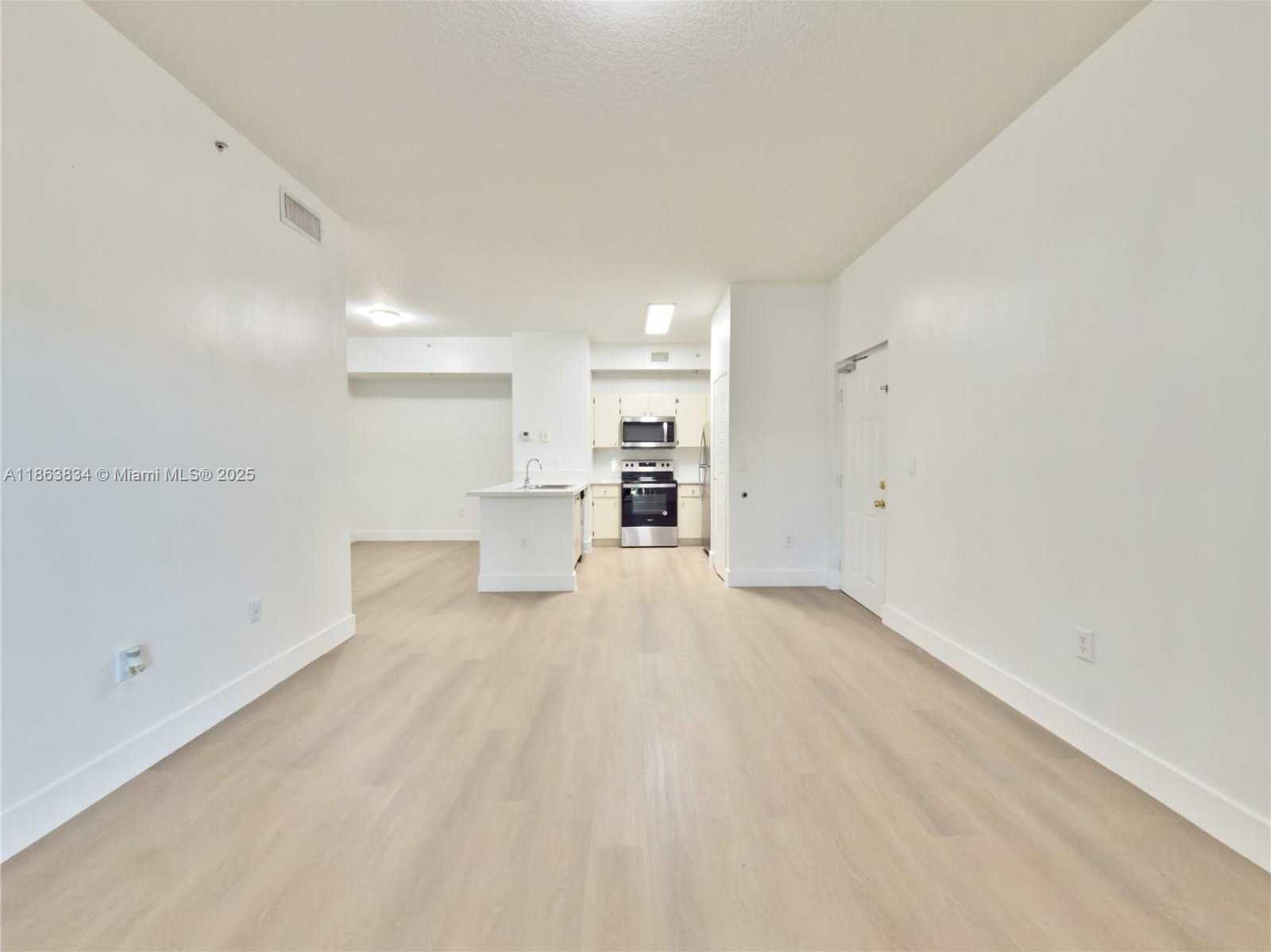 Small Image of 7200 NORTH WEST 114TH AVE #204, Doral Number 12