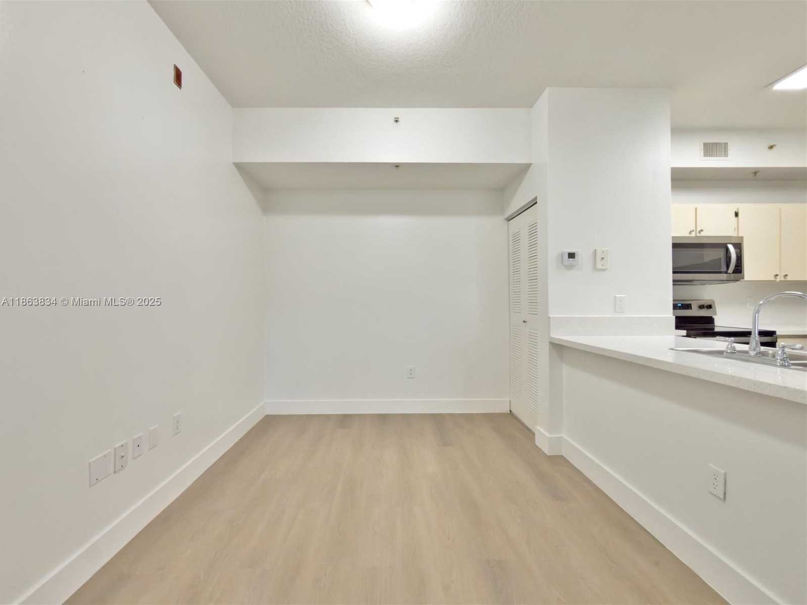 Small Image of 7200 NORTH WEST 114TH AVE #204, Doral Number 14