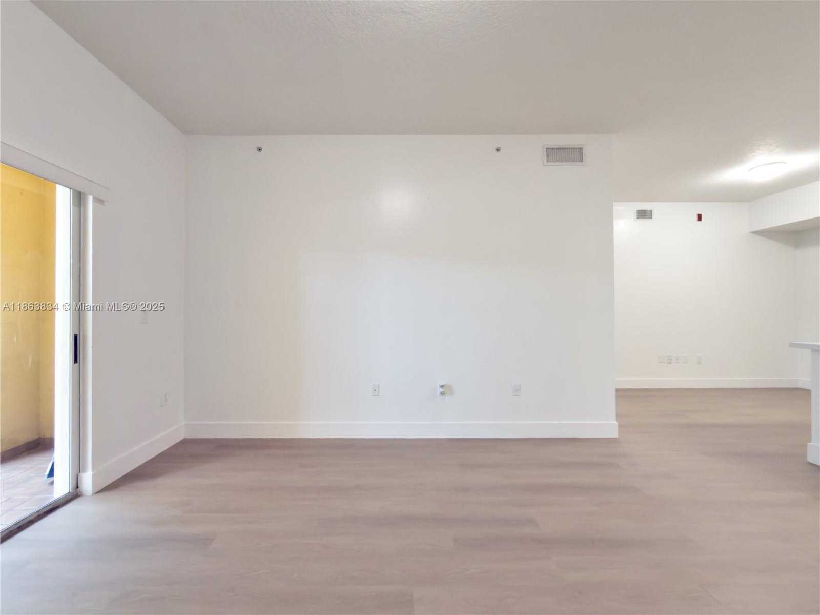 Small Image of 7200 NORTH WEST 114TH AVE #204, Doral Number 18