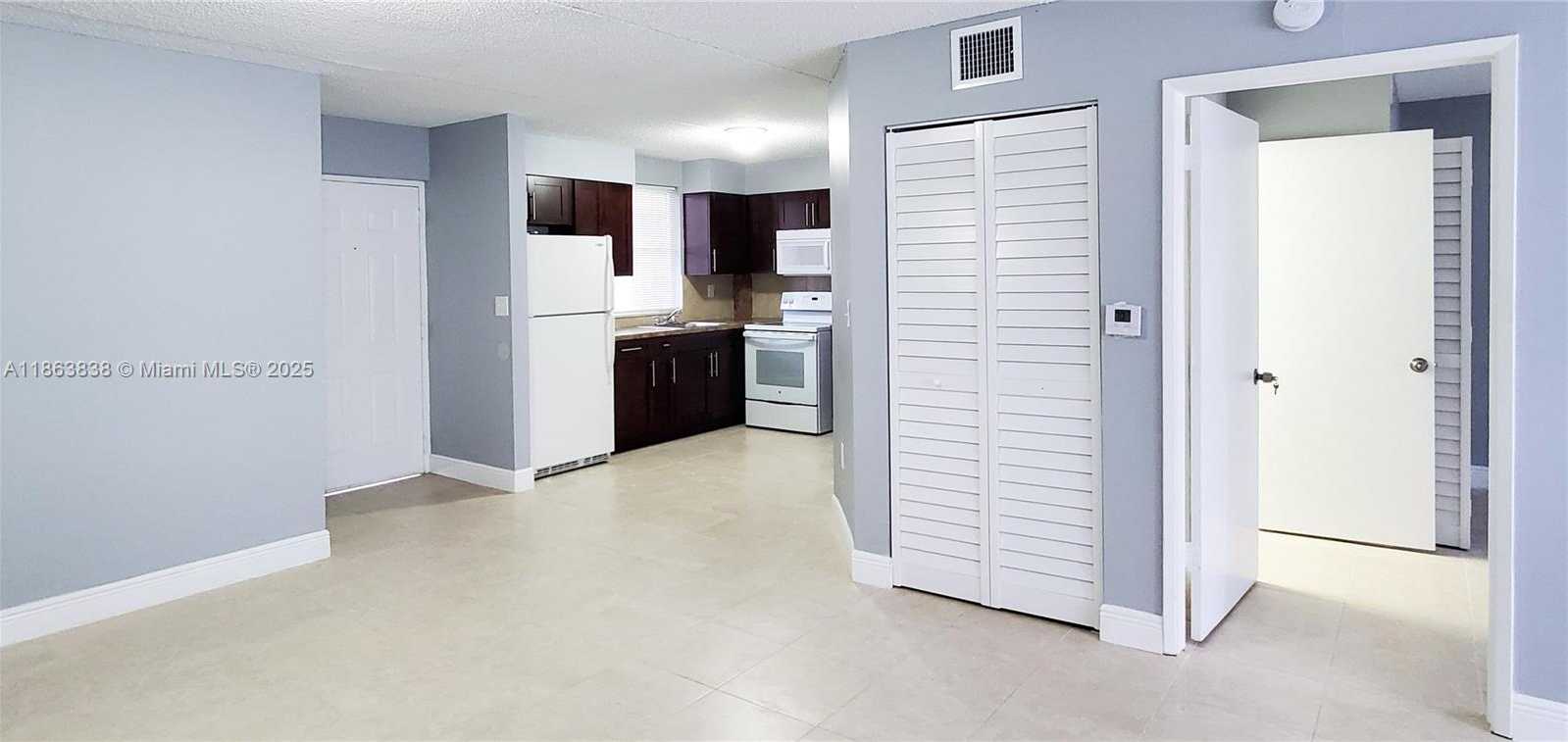 Small Image of 6195 NORTH WEST 186TH ST #314, Hialeah Number 9
