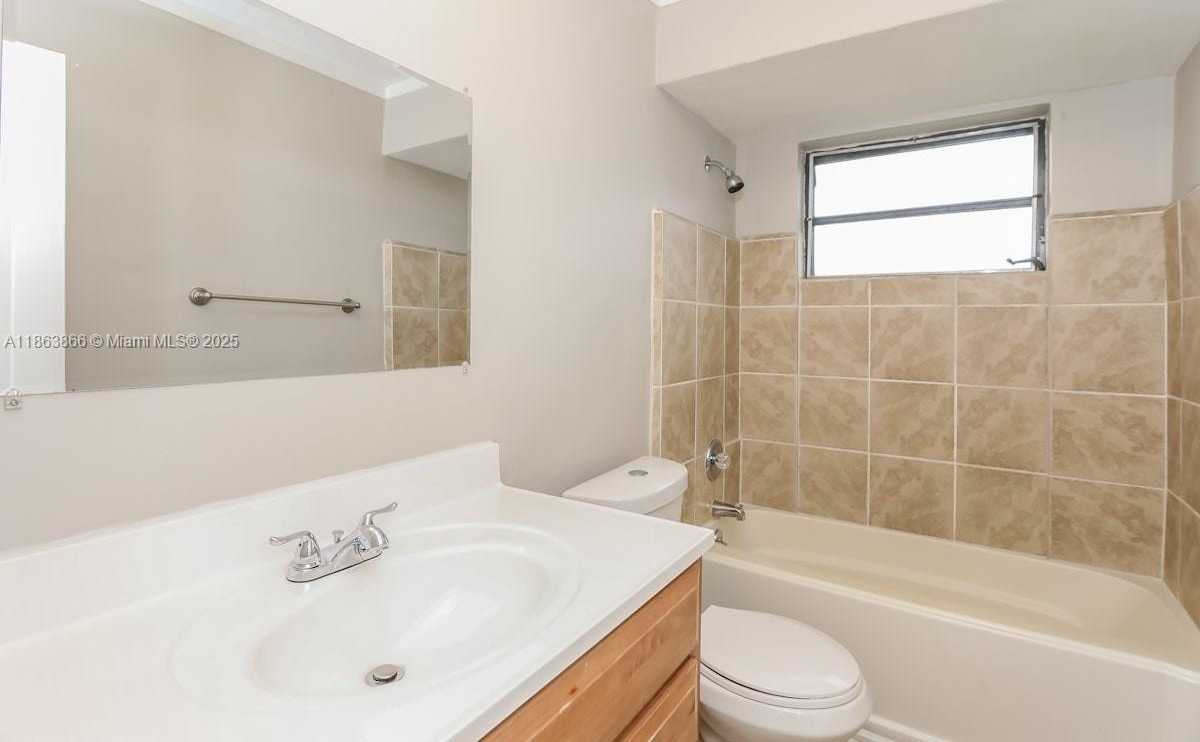 Small Image of 8640 NORTH WEST 25TH ST, Sunrise Number 4