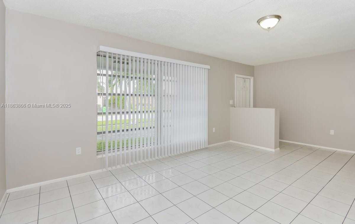 Small Image of 8640 NORTH WEST 25TH ST, Sunrise Number 9
