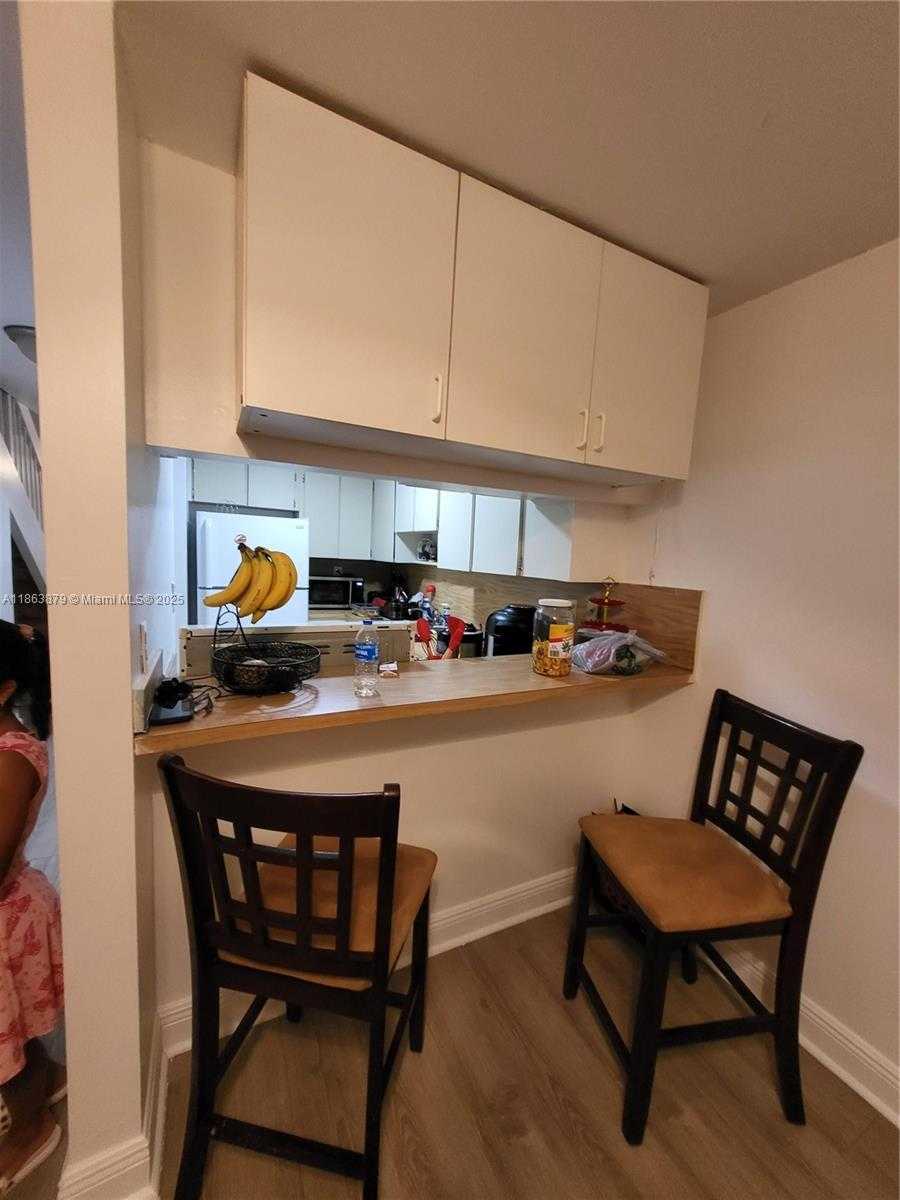 Small Image of 13309 SOUTH WEST 59TH TER #13309, Miami Number 3