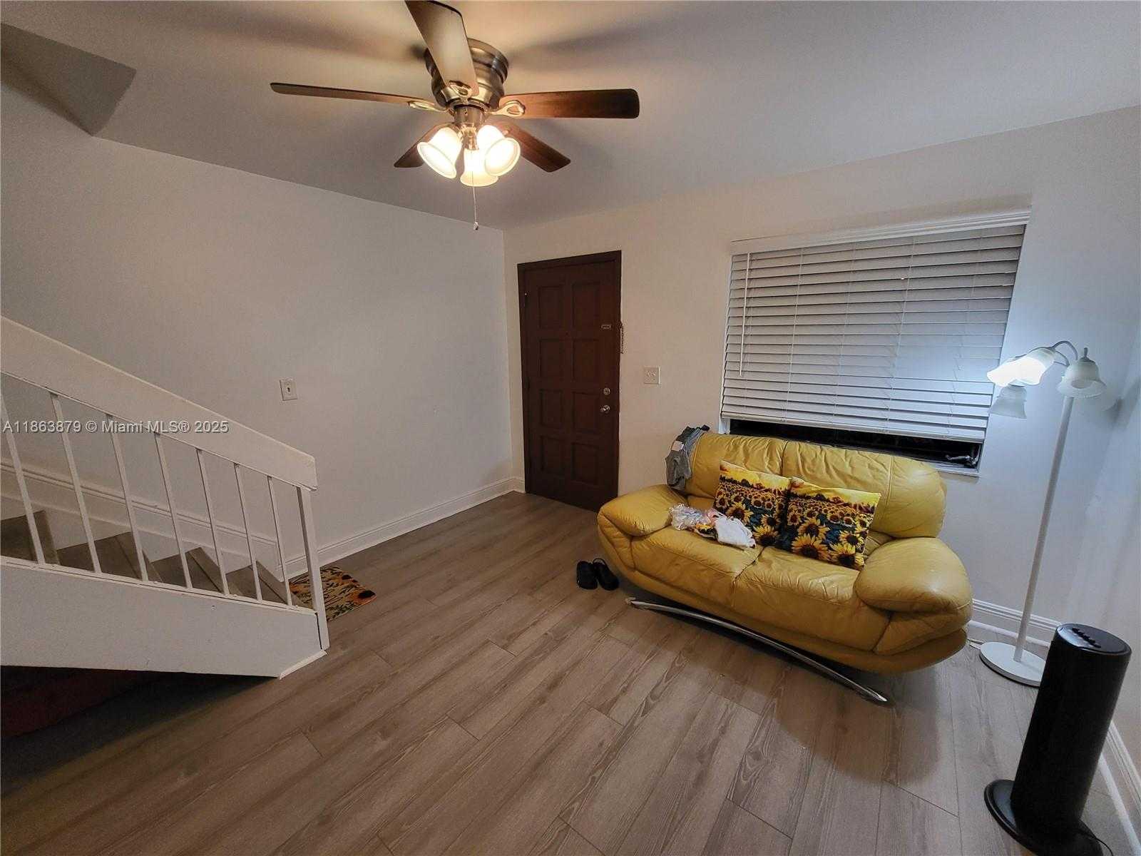 Small Image of 13309 SOUTH WEST 59TH TER #13309, Miami Number 5