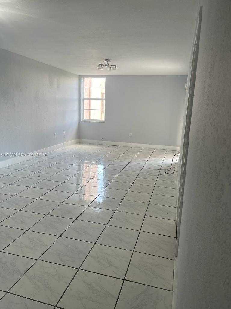 Small Image of 1900 WEST 68TH ST #F307, Hialeah Number 3