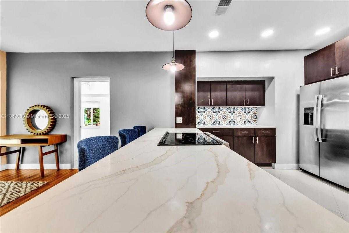 Small Image of 7341 SOUTH WEST 64TH CT #-, South Miami Number 12