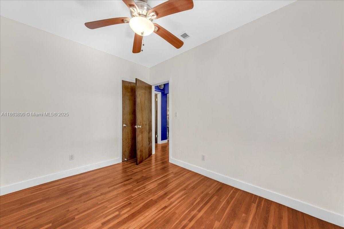 Small Image of 7341 SOUTH WEST 64TH CT #-, South Miami Number 29