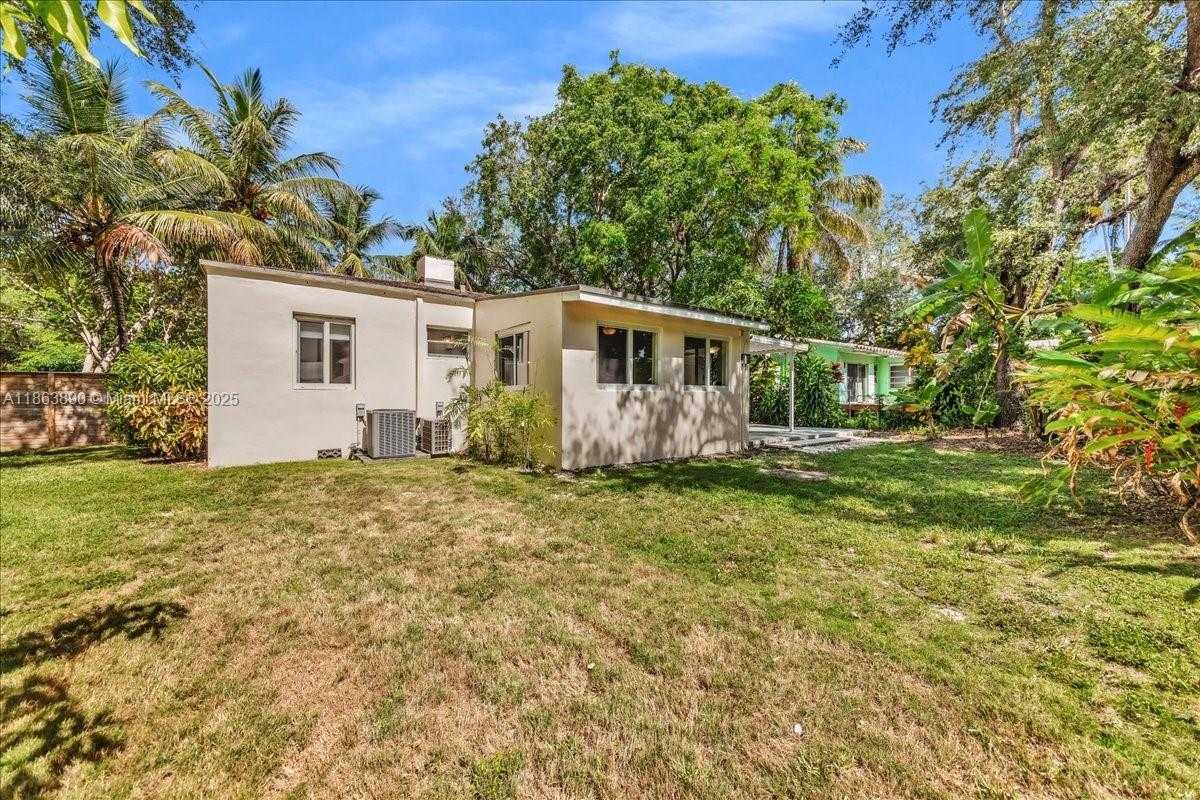 Small Image of 7341 SOUTH WEST 64TH CT #-, South Miami Number 32
