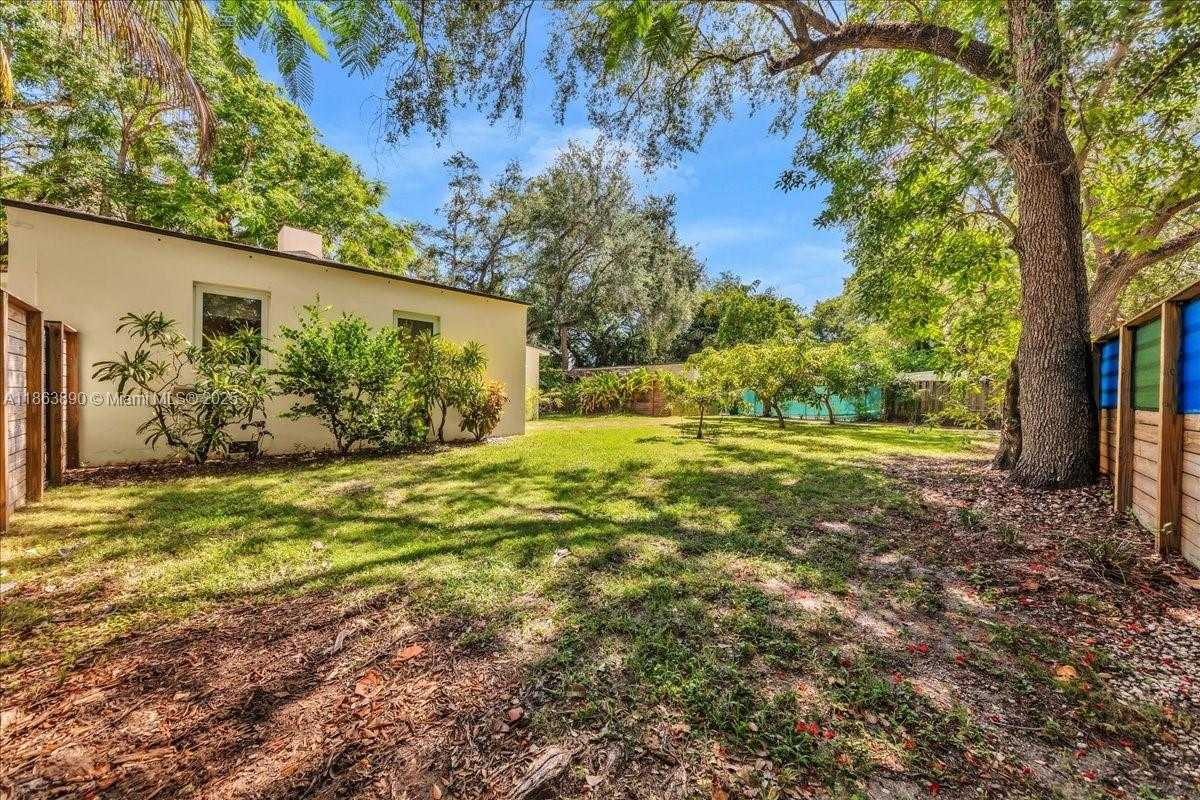 Small Image of 7341 SOUTH WEST 64TH CT #-, South Miami Number 33