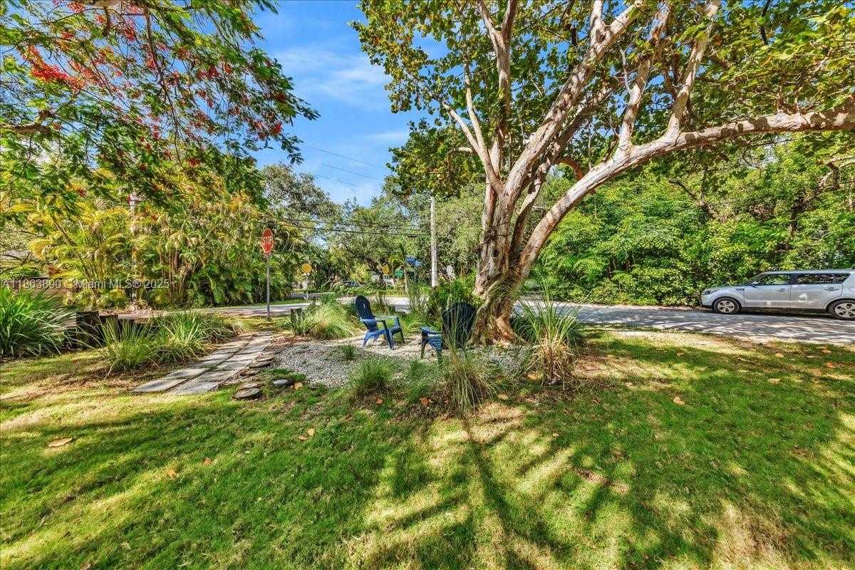 Small Image of 7341 SOUTH WEST 64TH CT #-, South Miami Number 35