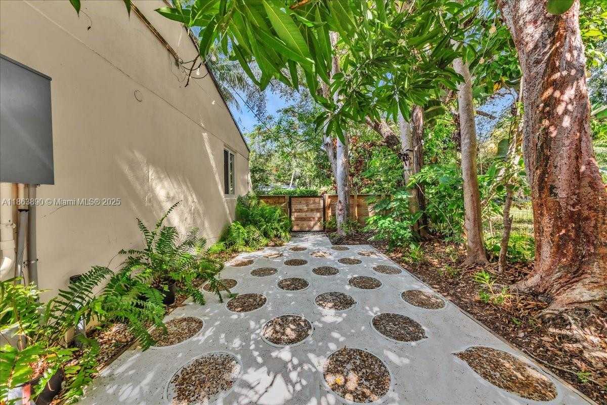 Small Image of 7341 SOUTH WEST 64TH CT #-, South Miami Number 38