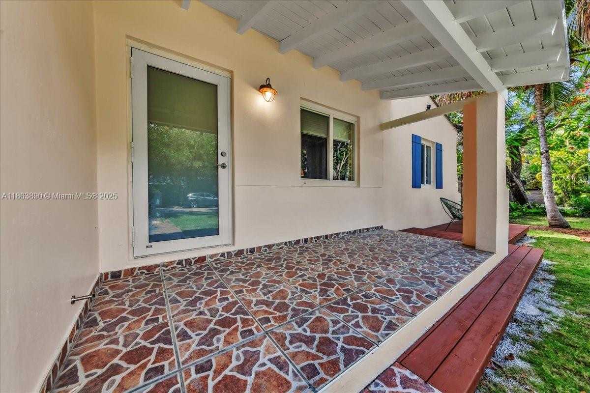 Small Image of 7341 SOUTH WEST 64TH CT #-, South Miami Number 4