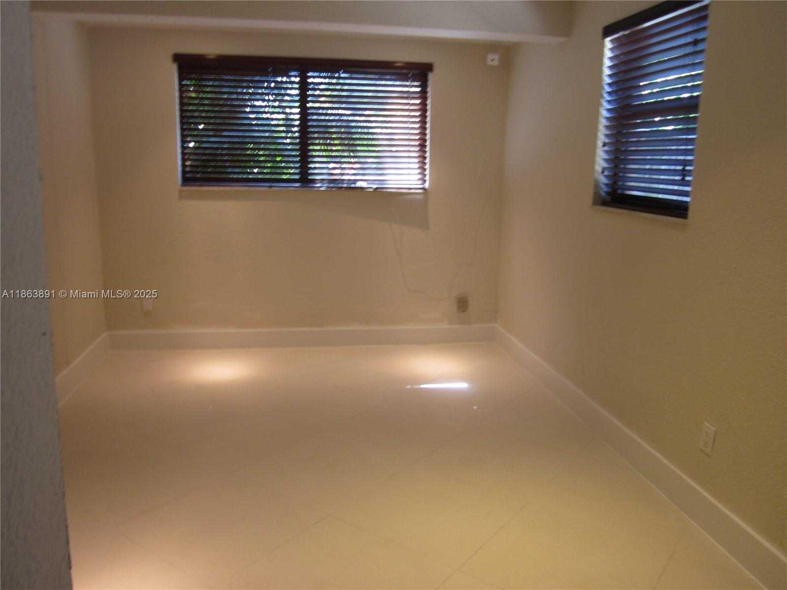 Small Image of 8115 SOUTH WEST 14 TER, Miami Number 15