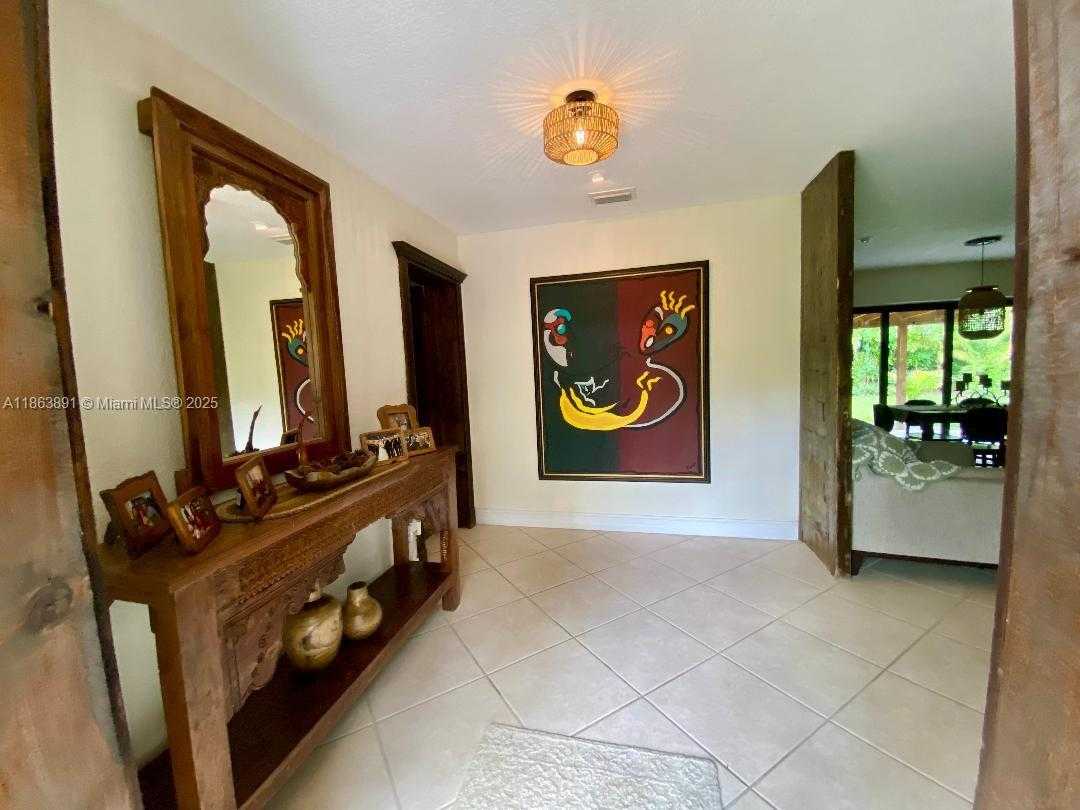 Small Image of 8115 SOUTH WEST 14 TER, Miami Number 4