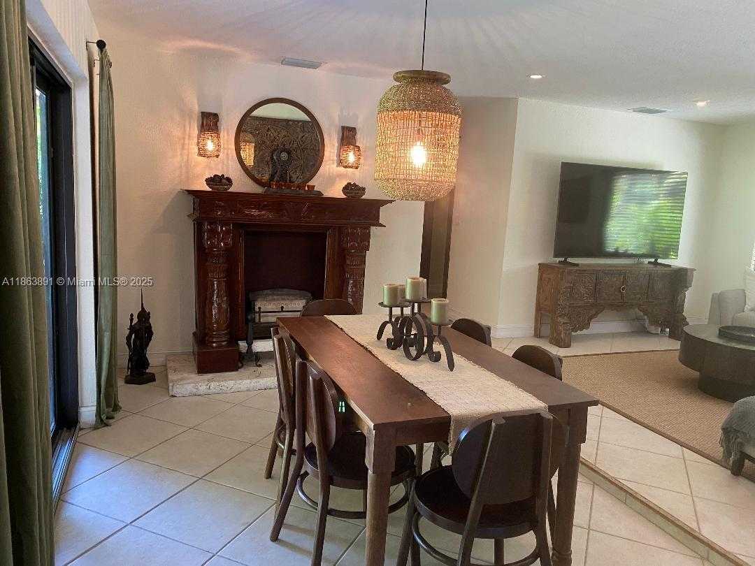 Small Image of 8115 SOUTH WEST 14 TER, Miami Number 8