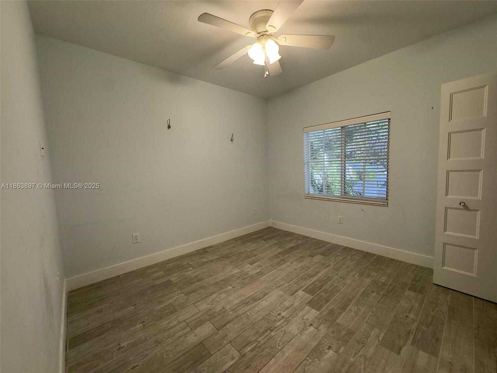Small Image of 241 WEST SEAVIEW #Dr, Duck Number 10