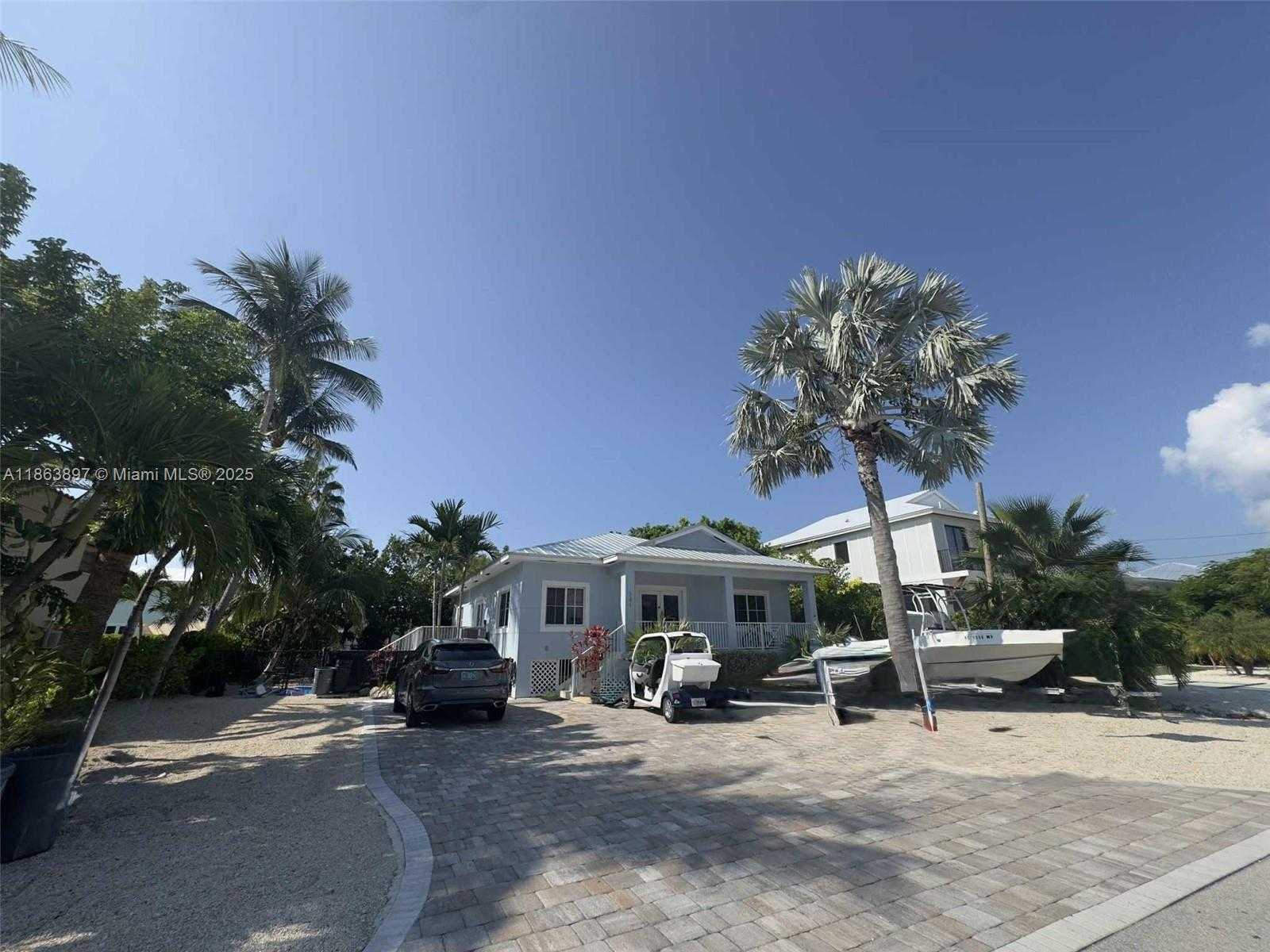 Small Image of 241 WEST SEAVIEW #Dr, Duck Number 2