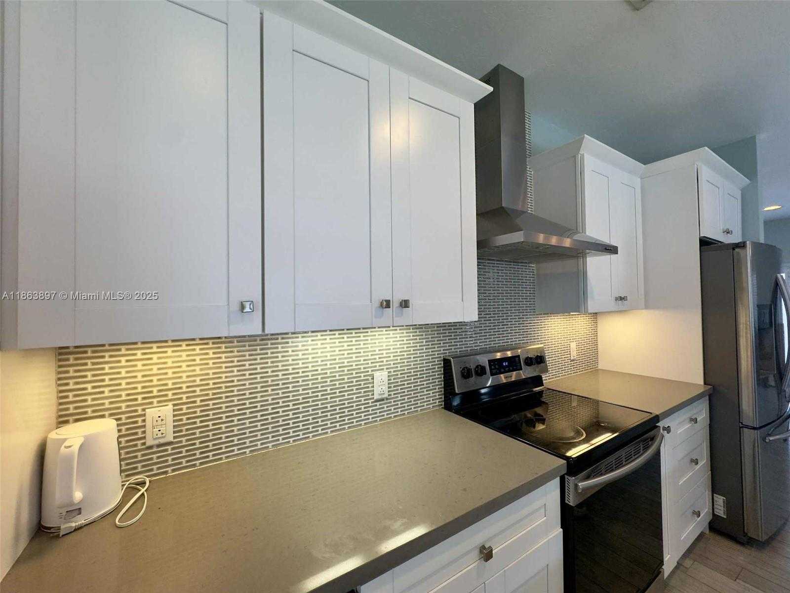 Small Image of 241 WEST SEAVIEW #Dr, Duck Number 7
