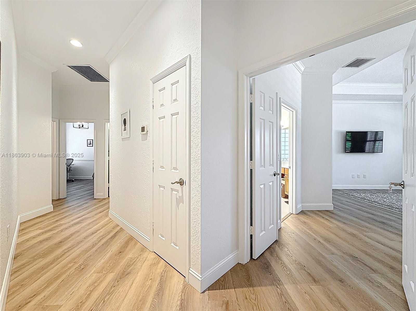 Small Image of 4268 SOUTH WEST 141ST AVE, Davie Number 22
