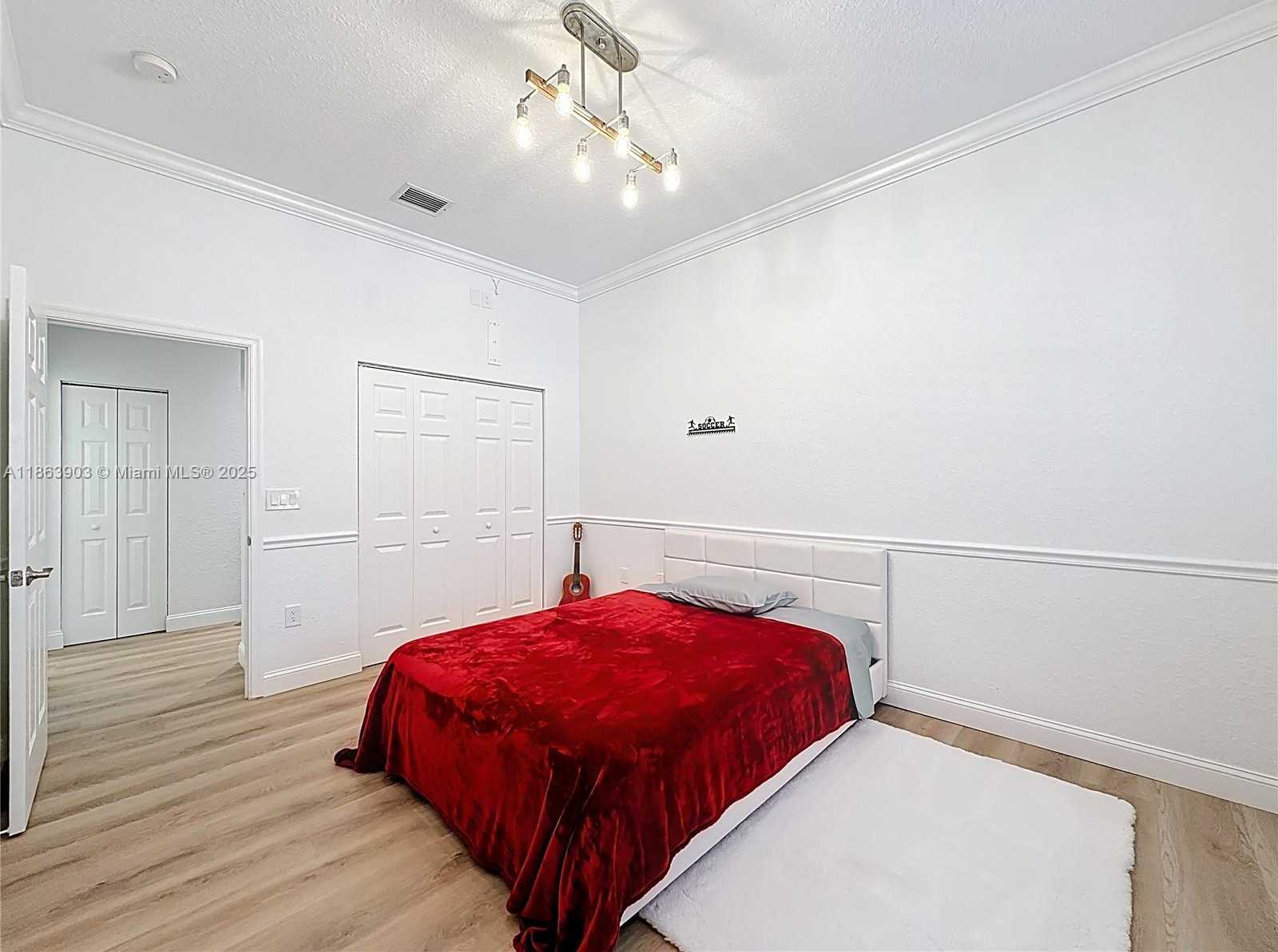Small Image of 4268 SOUTH WEST 141ST AVE, Davie Number 37