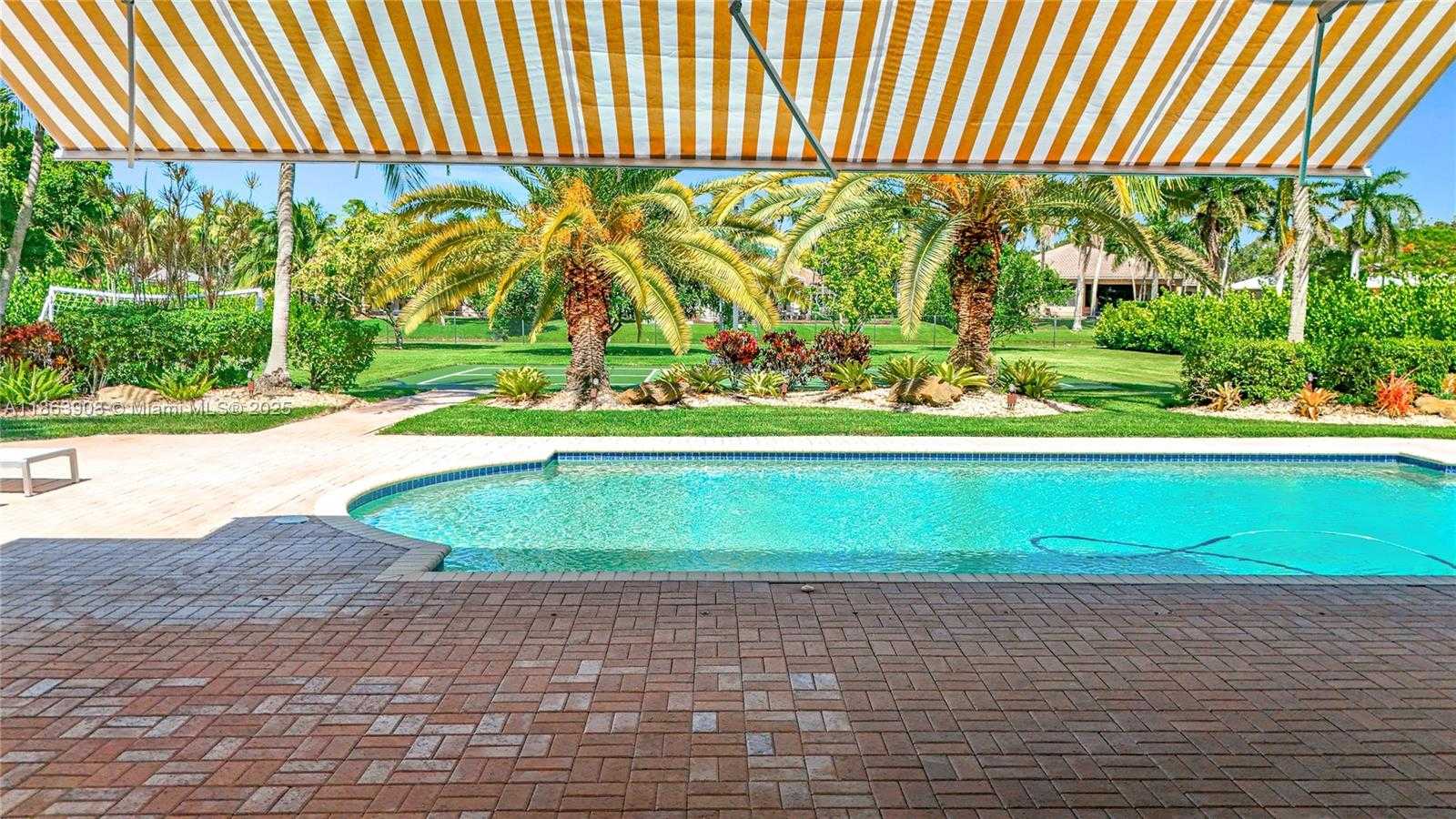Small Image of 4268 SOUTH WEST 141ST AVE, Davie Number 43