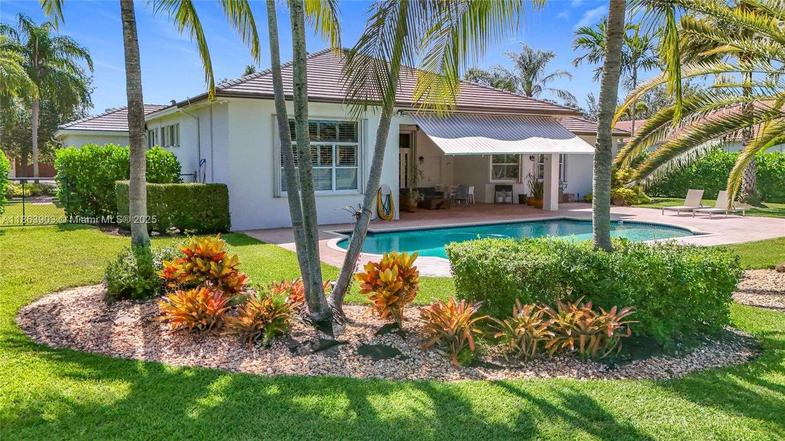 Small Image of 4268 SOUTH WEST 141ST AVE, Davie Number 44