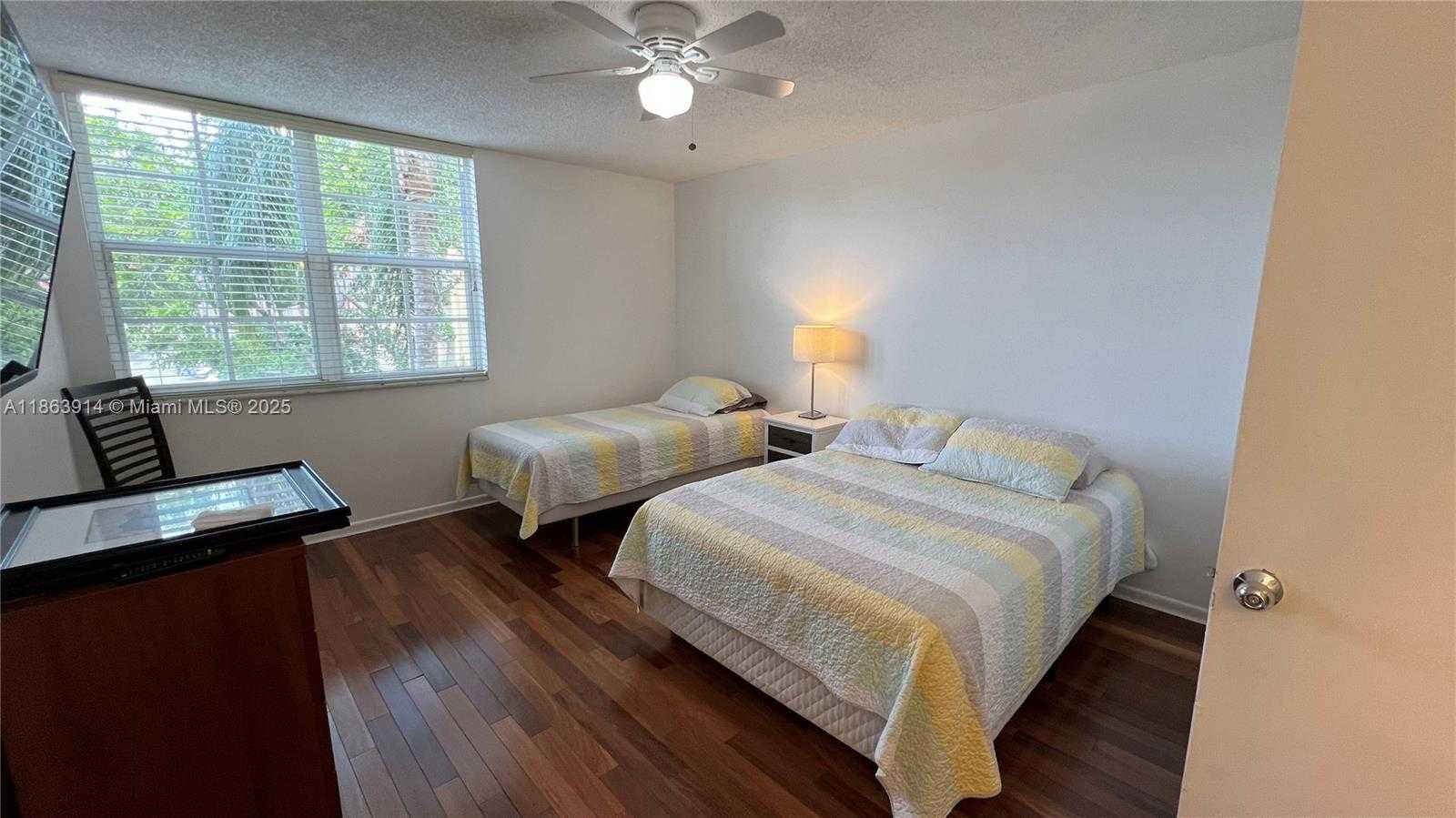 Small Image of 19555 EAST COUNTRY CLUB DR #8305, Aventura Number 12