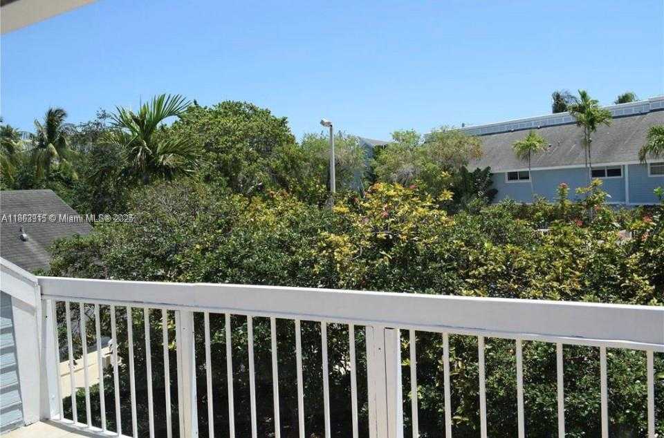Small Image of 798 CRANDON BLVD #44-B, Key Biscayne Number 10