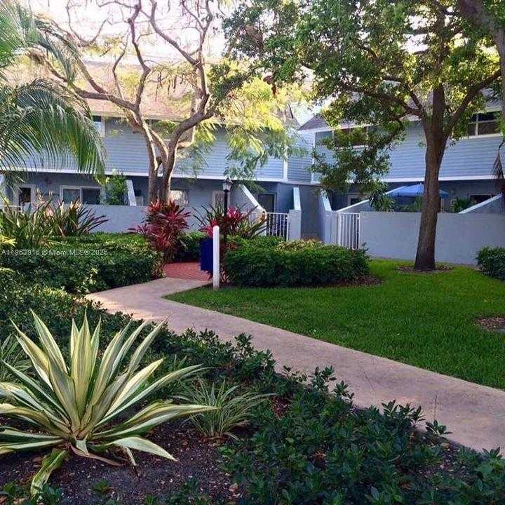 Small Image of 798 CRANDON BLVD #44-B, Key Biscayne Number 13