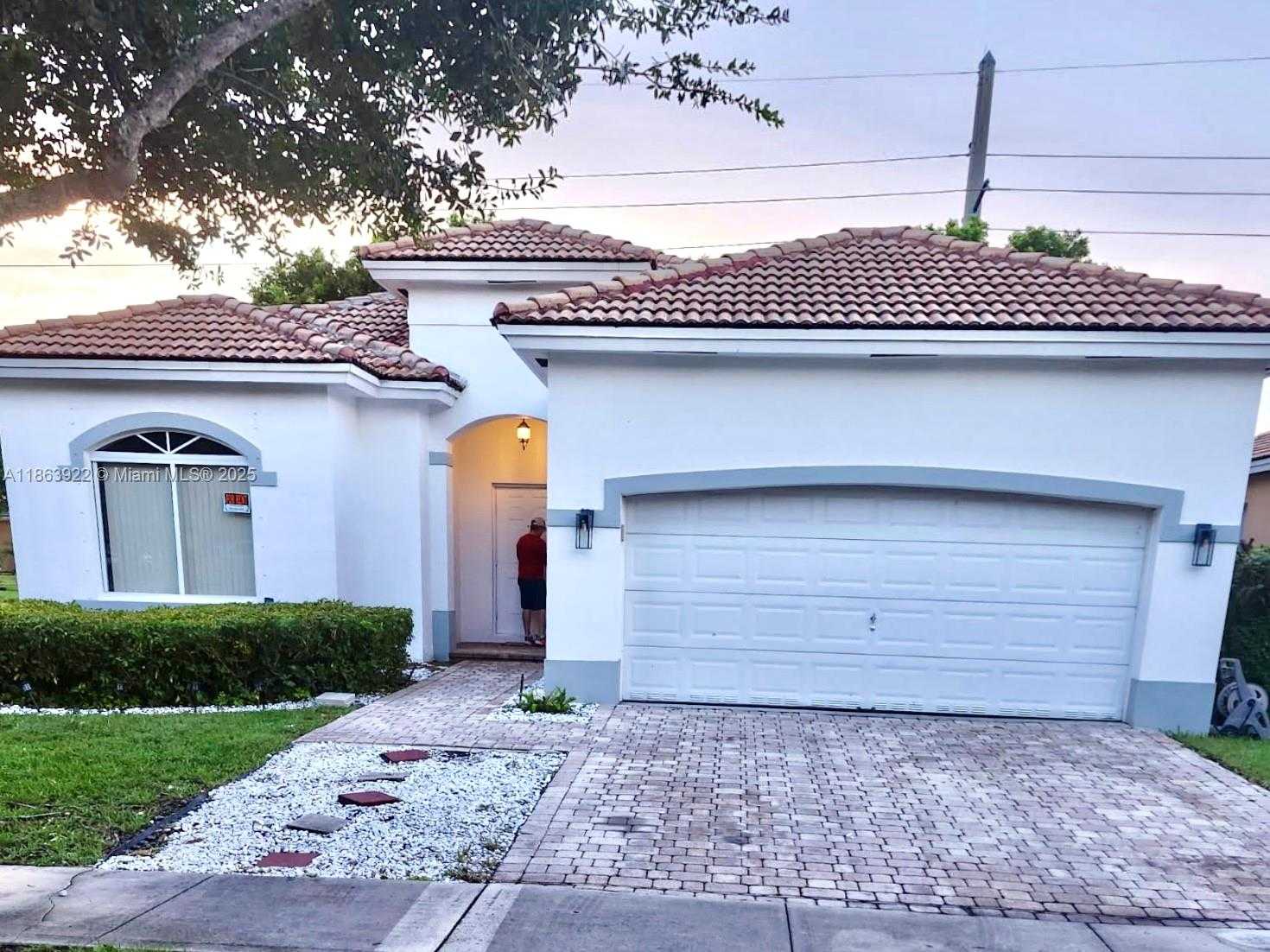 Small Image of 2240 SOUTH EAST 16TH AVE, Homestead Number 2