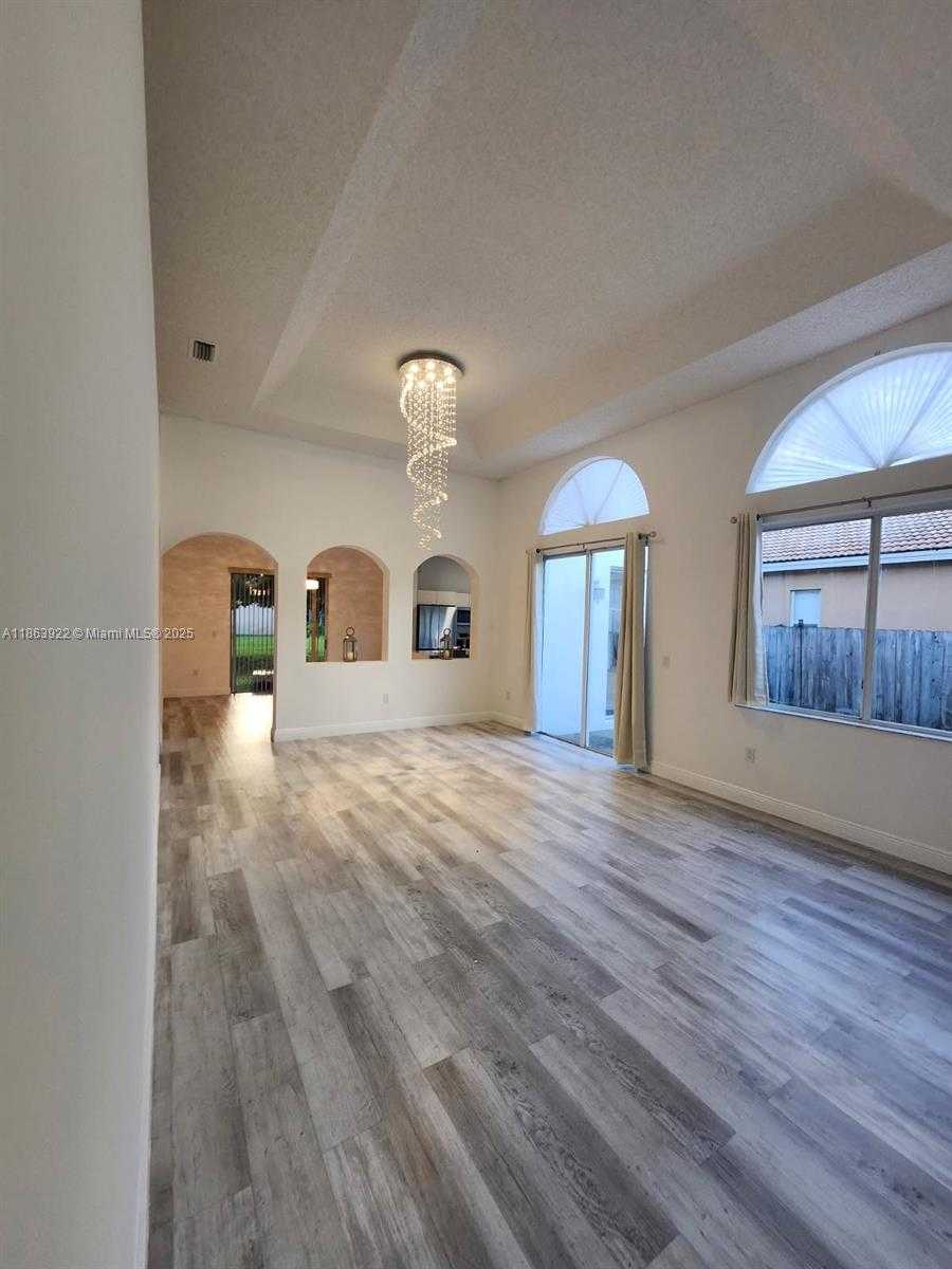 Small Image of 2240 SOUTH EAST 16TH AVE, Homestead Number 3