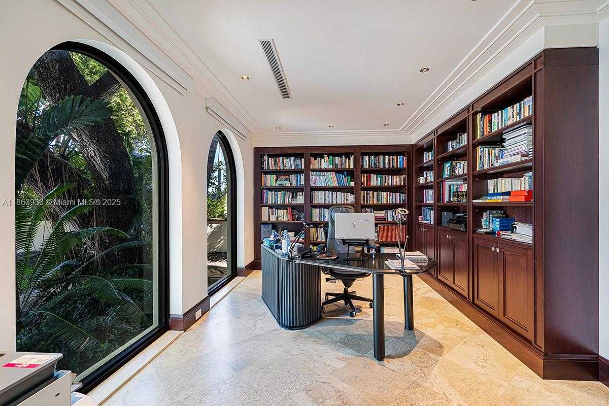 Small Image of 1425 WEST 27TH ST, Miami Beach Number 17