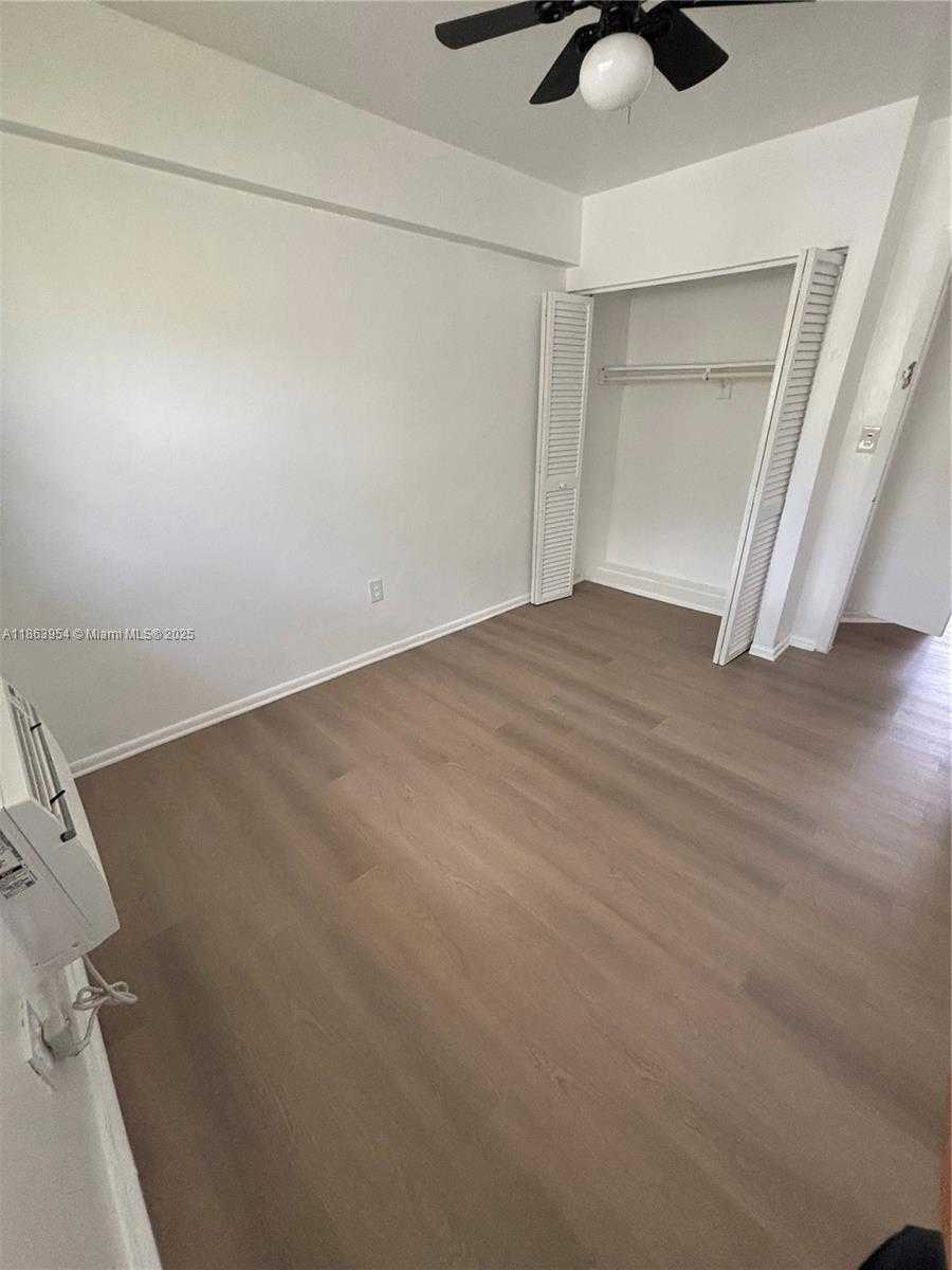 Small Image of 36 MAJORCA AVE #5, Coral Gables Number 4