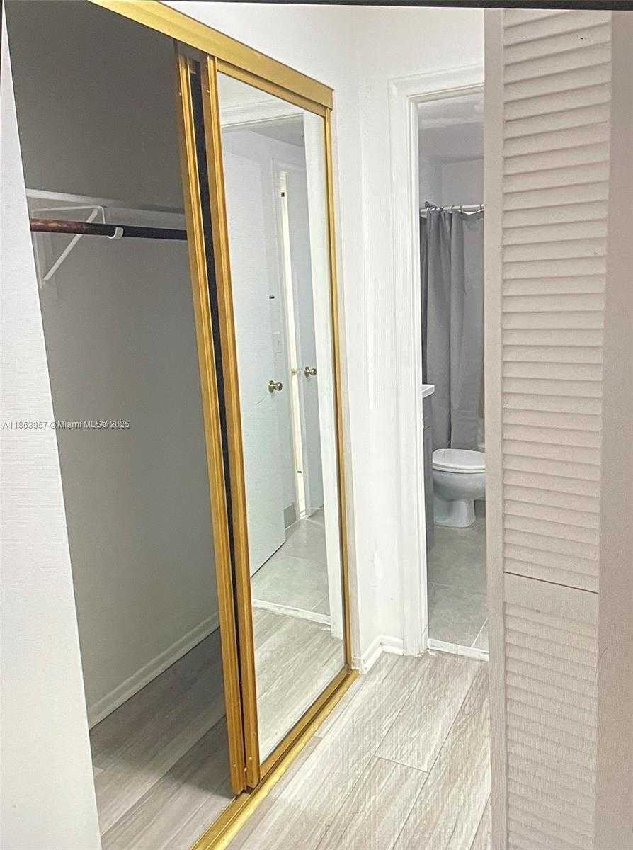 Small Image of 7800 CAMINO REAL #H410, Miami Number 11