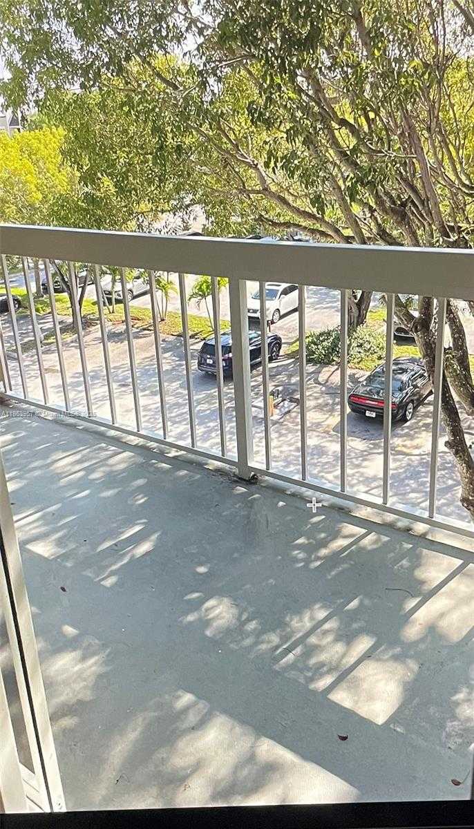 Small Image of 7800 CAMINO REAL #H410, Miami Number 14