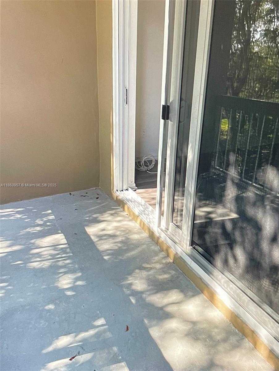 Small Image of 7800 CAMINO REAL #H410, Miami Number 15