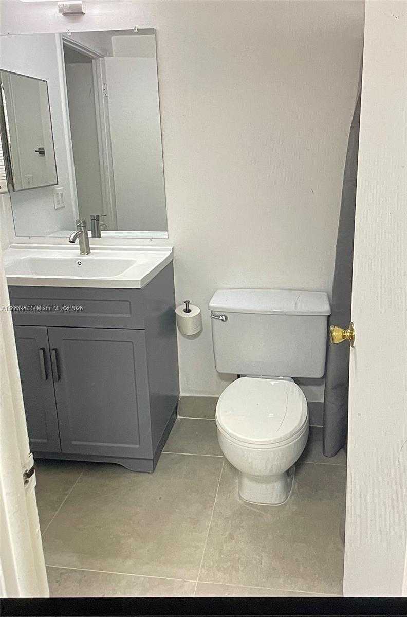 Small Image of 7800 CAMINO REAL #H410, Miami Number 17