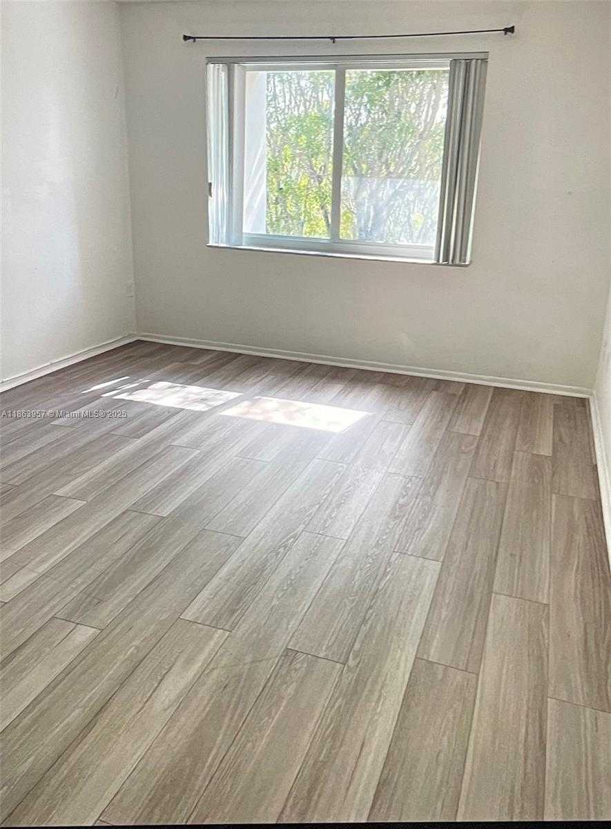 Small Image of 7800 CAMINO REAL #H410, Miami Number 5