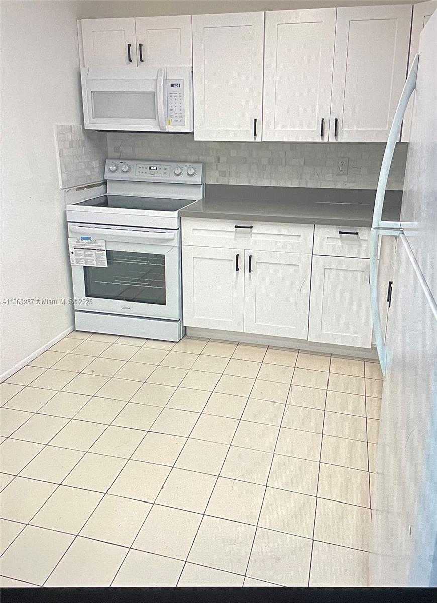 Small Image of 7800 CAMINO REAL #H410, Miami Number 7